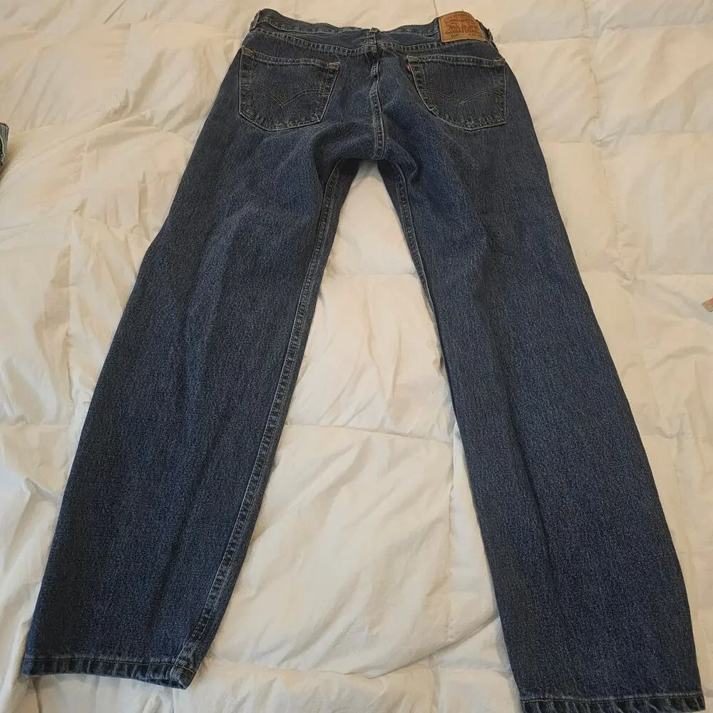 Levi’s 505 Jeans Men’s 35x32 Regular Fit Straight Leg Medium Wash Denim